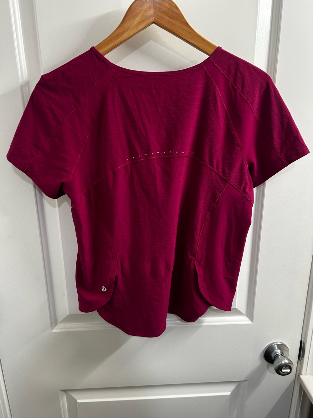 Lululemon Lightweight Stretch Running Short Sleeve Shirt - Picture 6 of 9